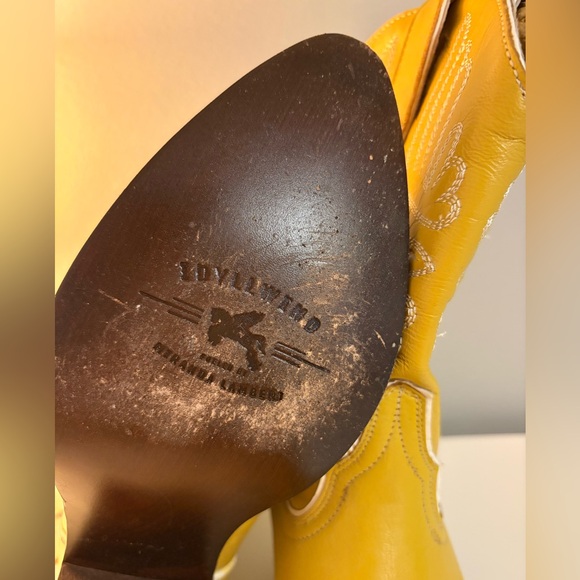 Idyllwind Yellow Heeled Western Boots - Picture 5 of 11